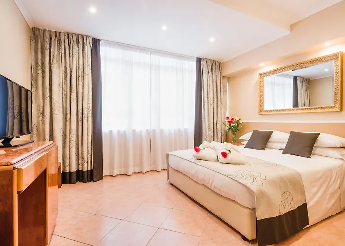 Hotel Raeli Archimede 4*